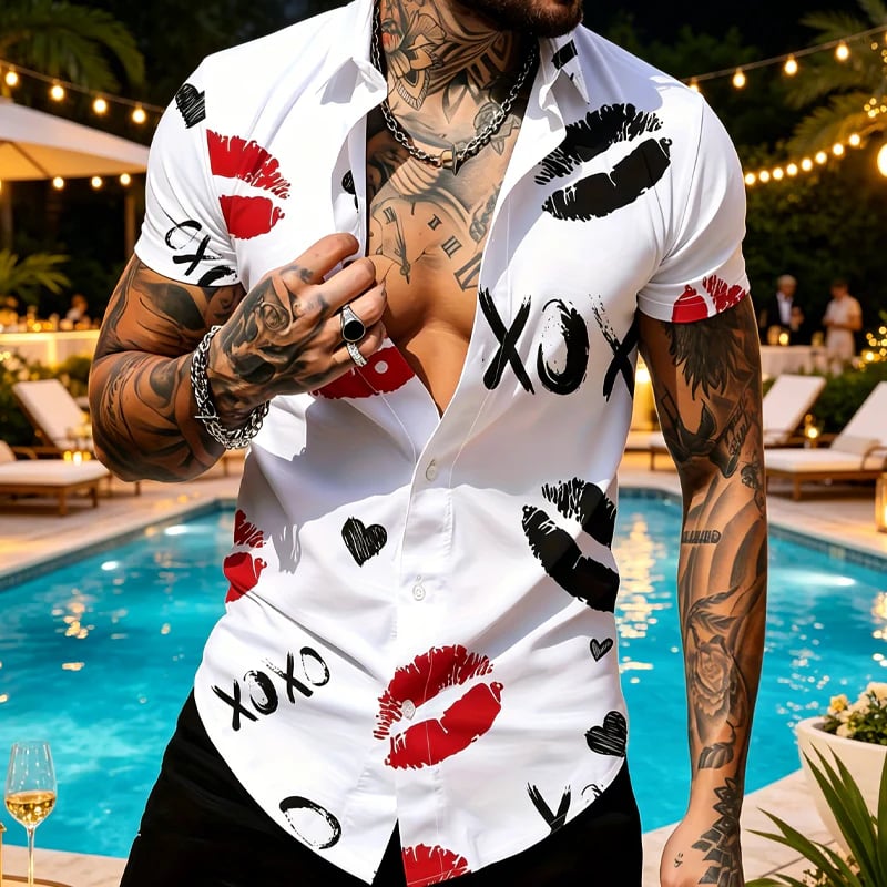 📢📢 !!⏰Men's Kiss Print Short-Sleeve Button-Up Shirt